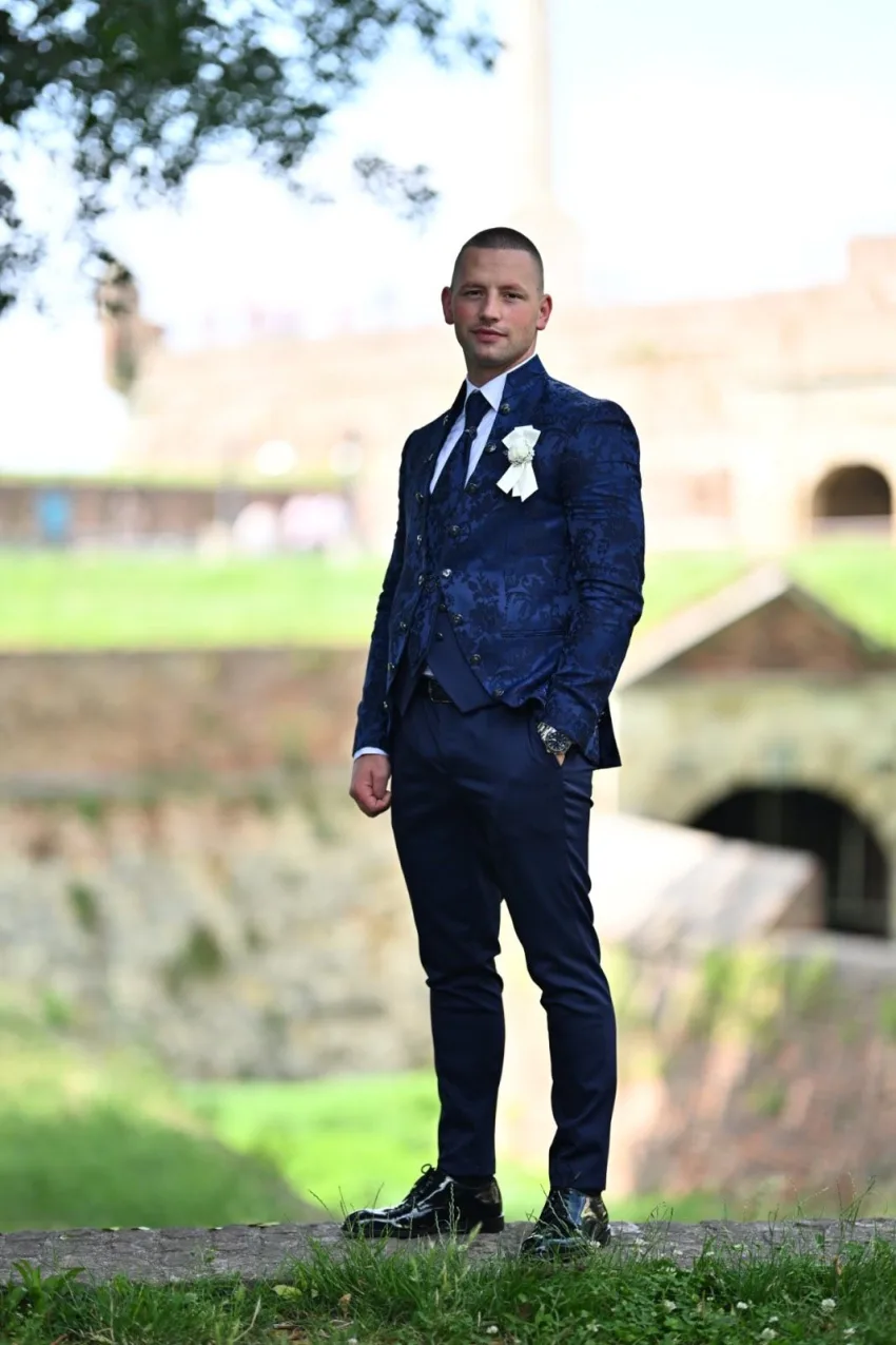 Svečan izgled sa merom. I kada trenutak traži nešto jače. - MEN PLUS Boutique